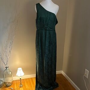 Lulu's Emerald One Shoulder Gown
